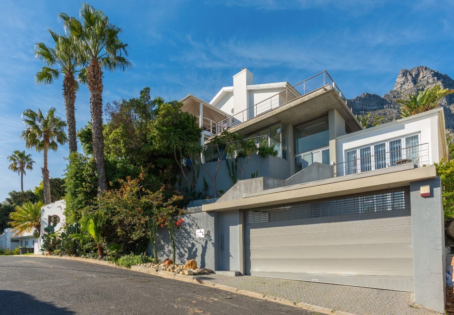 5 Bedroom Property for Sale in Camps Bay Western Cape